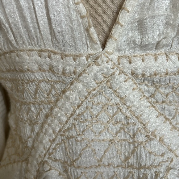 Elegant White Lace Maxi Dress - Picture 6 of 10